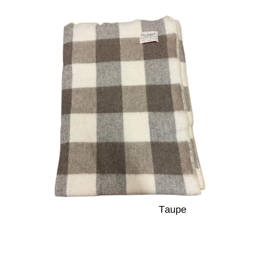 MacAusland Wool Throw Checkerboard🍁
