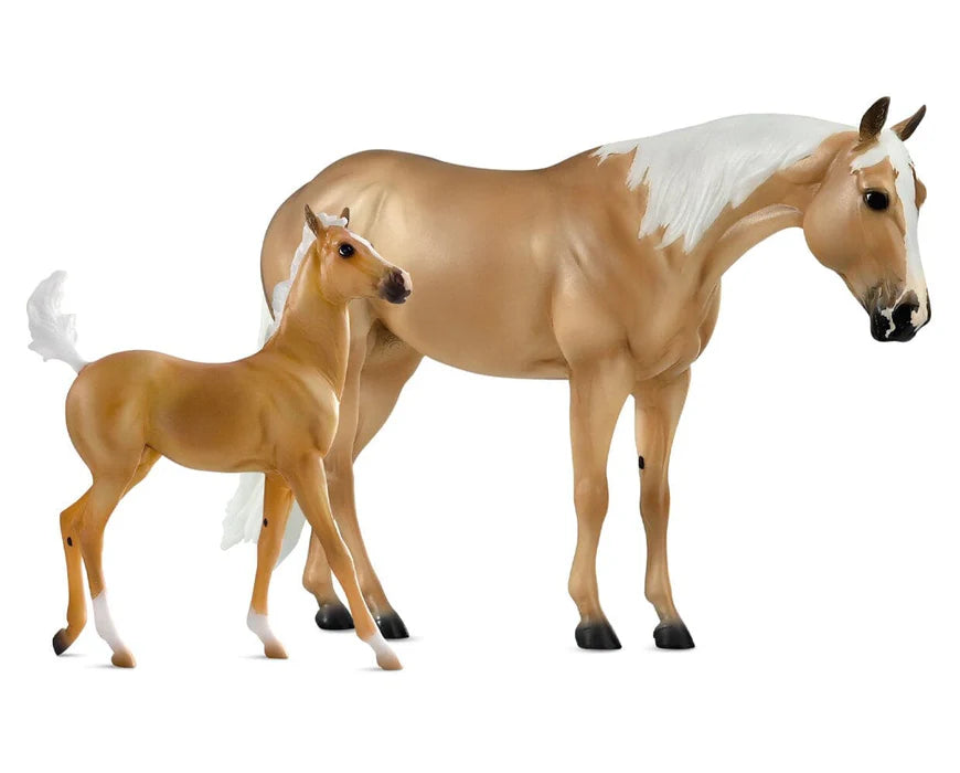 Toy Breyer Ebony Shines & Charlize
