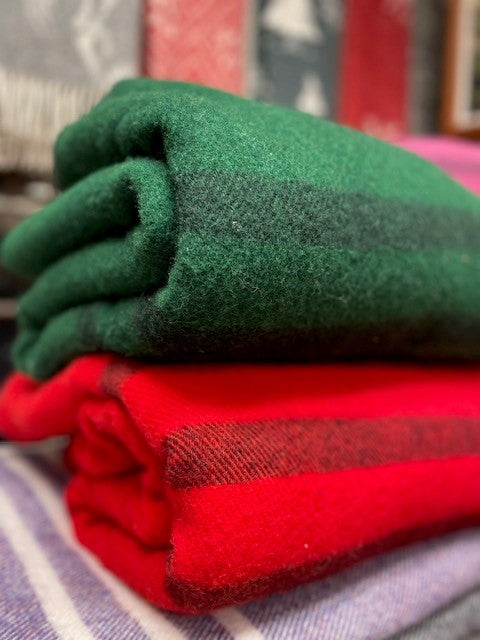 MacAusland Wool Blanket Queen Solid/Stripe🍁