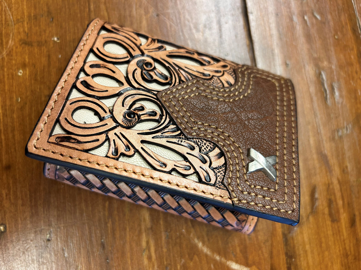 Wallet Trifold Tooled