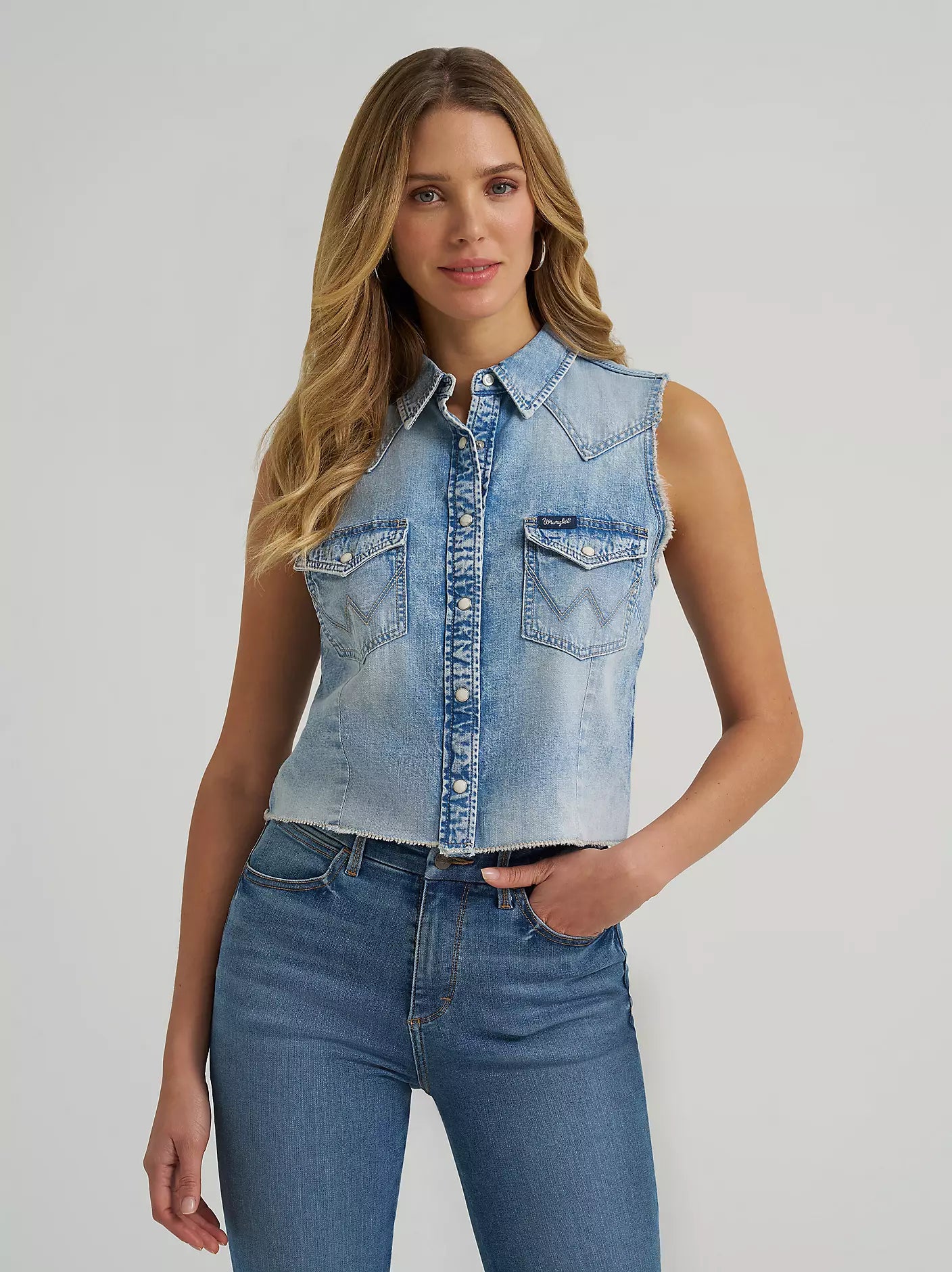 Wrangler Sleeveless Raw Hem Shirt