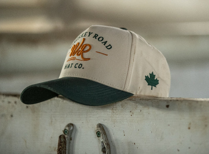 Whiskey Road Hat "Golden Summit"🍁