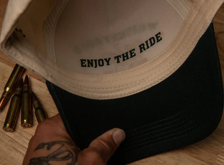 Whiskey Road Hat "Golden Summit"🍁