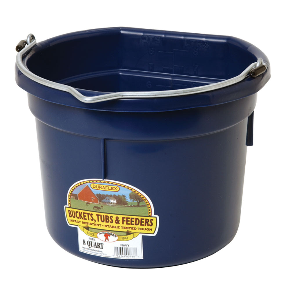 Barn Bucket Flat Back 8 quart