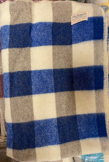 MacAusland Wool Throw Checkerboard🍁
